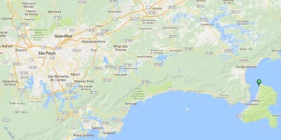 地图的海滩阿